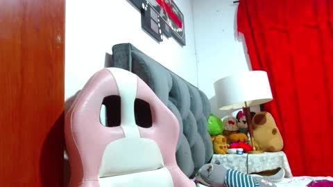 Snapshot of sexmilkdirty chatting on 6, 3, 2026 sexmilkdirty online show from 6, 3, 2026