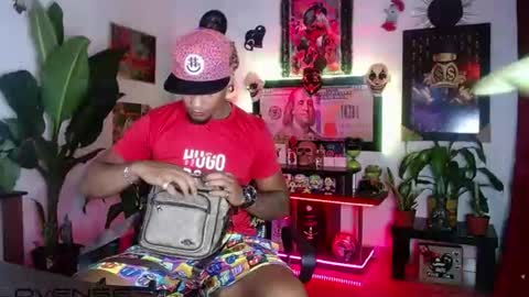 Aharon  ravelo online show from 28, 6, 2026