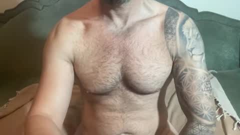 Snapshot of sexologistbull chatting on 16, 5, 2026 SexologistBull online show from 16, 5, 2026