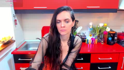 sexqueen1111 online show from 3, 2, 2025