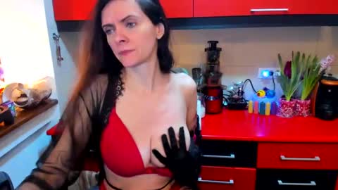 sexqueen1111 online show from 23, 2, 2025