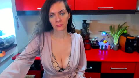 sexqueen1111 online show from 7, 3, 2025