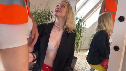 NIKKI KATE LIZA AND BOYS online show from 12, 5, 2026
