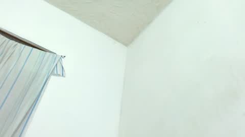 Snapshot of sexx_trip chatting on 13, 12, 2024 Axel online show from 13, 12, 2024