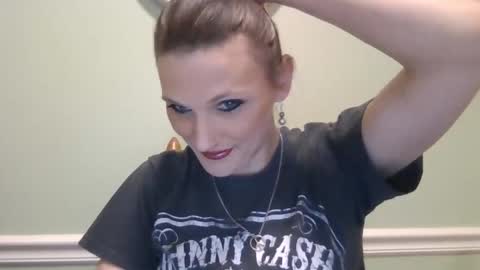 Snapshot of sexxileeah chatting on 14, 1, 2025 sexxileeah online show from 14, 1, 2025