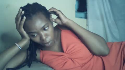 Snapshot of sexxy_curvy23 chatting on 7, 7, 2026 sexxy_curvy23 online show from 7, 7, 2026