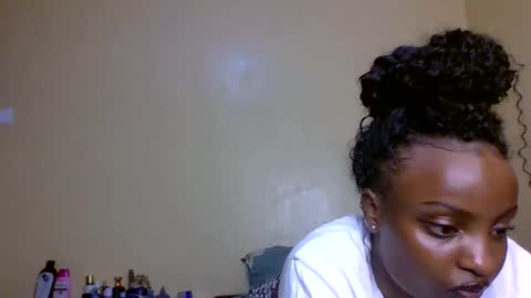 Snapshot of sexxy_daisyy chatting on 28, 10, 2025 sexxy_daisyy online show from 28, 10, 2025