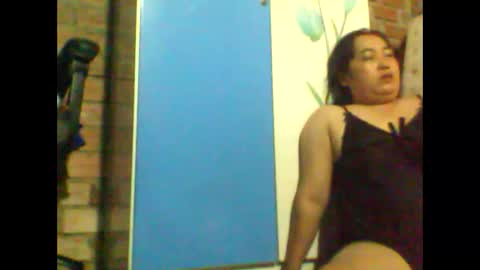 Snapshot of sexxy_love2k chatting on 11, 10, 2025 sexxy_love2k online show from 11, 10, 2025