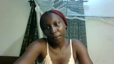 Snapshot of sexxy_melmine chatting on 13, 5, 2026 Dolly online show from 13, 5, 2026
