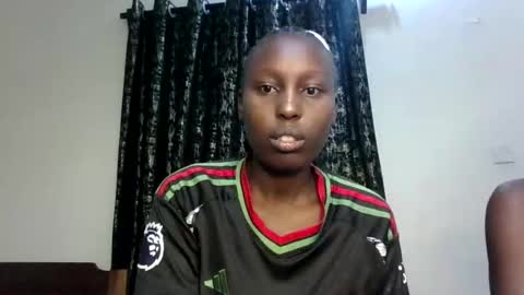Snapshot of sexxy_melmine chatting on 2, 6, 2026 Dolly online show from 2, 6, 2026