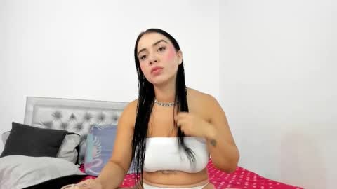 sexxylatincouple1 online show from 15, 3, 2026