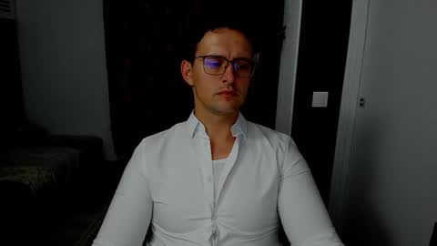 Sexxymuscles4U online show from 19, 10, 2025