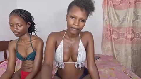 sexxypixie online show from 27, 4, 2026
