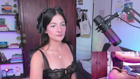 Snapshot of sexy__emma chatting on 1, 10, 2025 sexy__emma online show from 1, 10, 2025