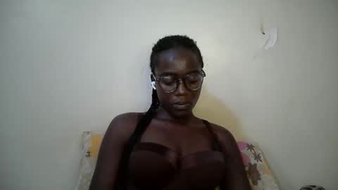 Snapshot of sexy_alia1 chatting on 1, 3, 2026 sexy_alia1 online show from 1, 3, 2026