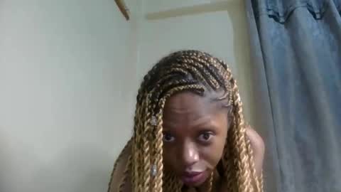 sexy_banny4 online show from 6, 4, 2026