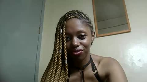 sexy_banny4 online show from 15, 4, 2026