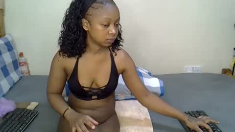 sexy_bluegirl online show from 8, 7, 2026