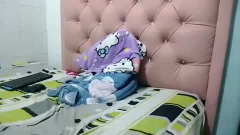 sexy_charlotte22 online show from 21, 9, 2025