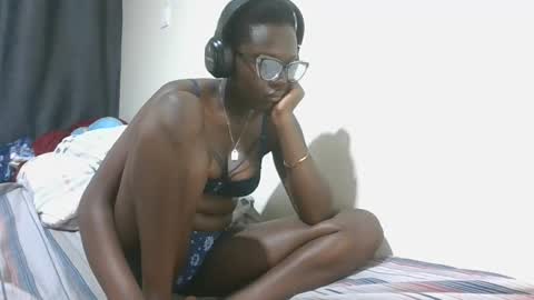 sexy_ivana21 online show from 13, 4, 2026