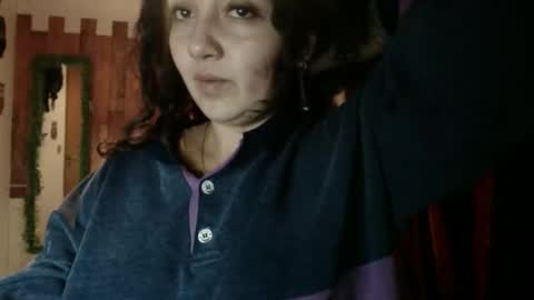 sexy lolas online show from 5, 1, 2025