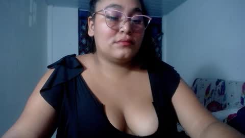 Snapshot of sexy_love_15 chatting on 8, 2, 2026 SIRENA LOVE online show from 8, 2, 2026