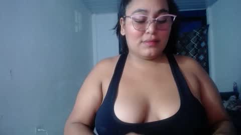Snapshot of sexy_love_15 chatting on 11, 2, 2026 SIRENA LOVE online show from 11, 2, 2026