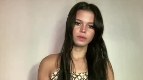Snapshot of sexy_maevemorexxx chatting on 27, 4, 2026 Nicole online show from 27, 4, 2026