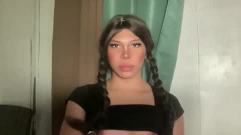 Snapshot of sexy_maevemorexxx chatting on 11, 5, 2026 Nicole online show from 11, 5, 2026
