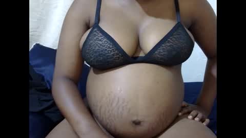 sexy_maya6 online show from 18, 12, 2025