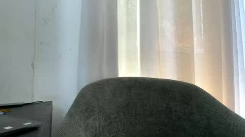 Snapshot of sexy_n_thick chatting on 13, 6, 2026 Lyn online show from 13, 6, 2026