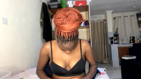 Snapshot of sexy_nyla chatting on 10, 6, 2026 Nyla online show from 10, 6, 2026