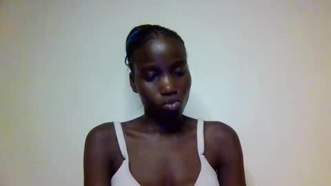 sexy_petittie online show from 14, 10, 2025