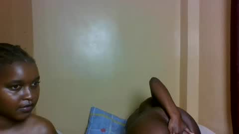 Snapshot of sexy_rue chatting on 12, 6, 2026 RUE online show from 12, 6, 2026