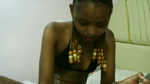 sexy zaraa online show from 22, 4, 2026