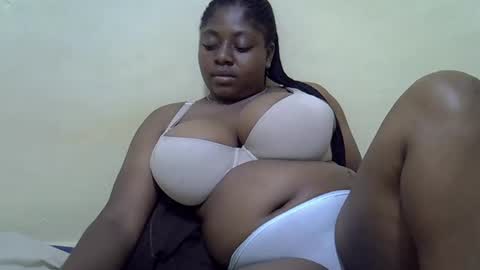 Snapshot of sexyboobies25 chatting on 10, 3, 2025 sexyboobies25 online show from 10, 3, 2025