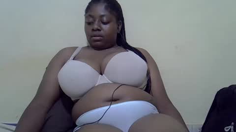 Snapshot of sexyboobies25 chatting on 11, 3, 2025 sexyboobies25 online show from 11, 3, 2025