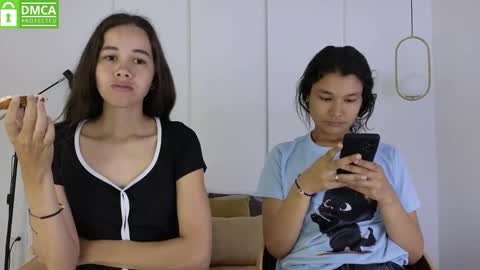 chanell and yina online show from 23, 3, 2026