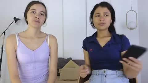 chanell and yina online show from 14, 4, 2026