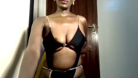 sexyclara90 online show from 15, 4, 2026