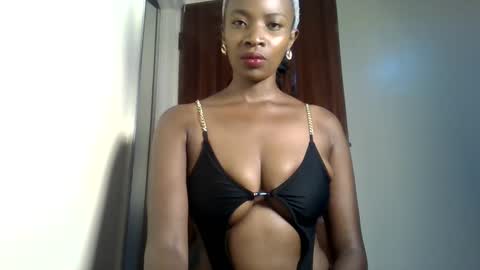 sexyclara90 online show from 16, 4, 2026