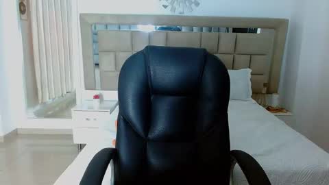 Snapshot of sexydakotha chatting on 13, 1, 2025 DAKOTA online show from 13, 1, 2025