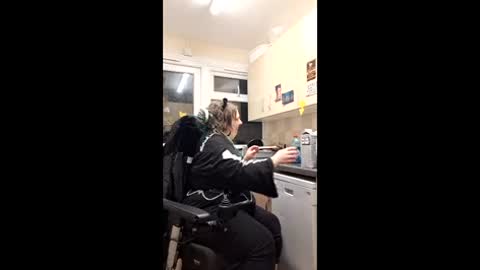 Snapshot of sexyemoprincess chatting on 22, 12, 2025 Wouldntyouliketoknow online show from 22, 12, 2025