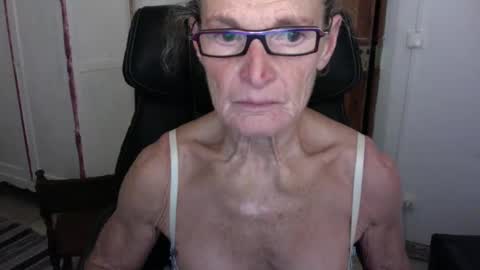 Snapshot of sexyfit58 chatting on 5, 12, 2024 SexyFit58 online show from 5, 12, 2024