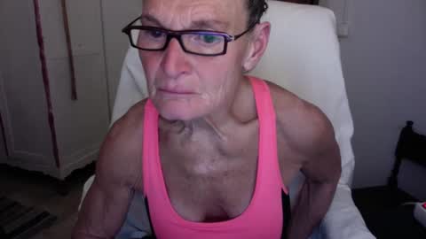 Snapshot of sexyfit58 chatting on 23, 2, 2025 SexyFit58 online show from 23, 2, 2025