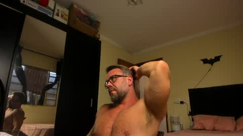 Snapshot of sexyflightz chatting on 20, 4, 2026 chris online show from 20, 4, 2026