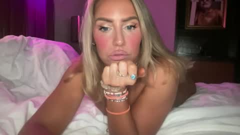 Ashley Love online show from 20, 5, 2026