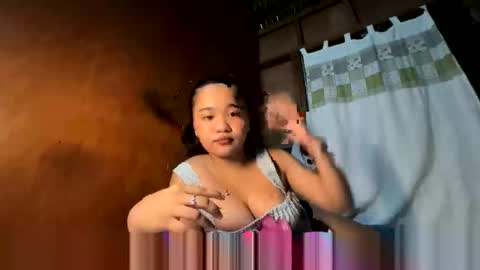 Snapshot of sexyheartyy chatting on 14, 4, 2026 Heart online show from 14, 4, 2026