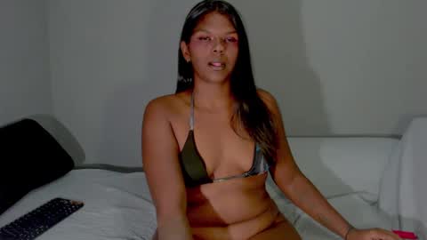 Snapshot of sexykitten147 chatting on 10, 3, 2025 SexyKitten147 online show from 10, 3, 2025