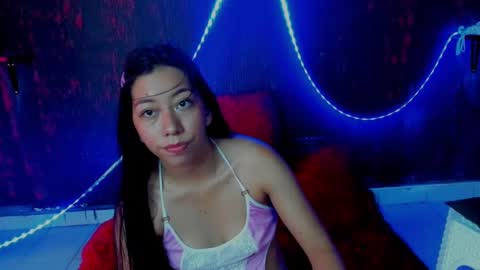 laura online show from 26, 12, 2024